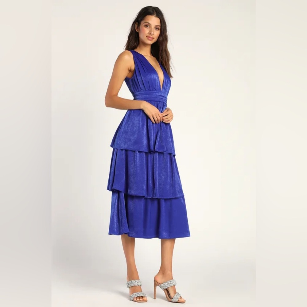 Lulu’s Satin Tiered Midi Dress, NWT, extra small